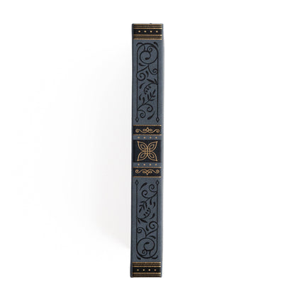Storybook in Navy: Dot Grid / B5: 160 Pages