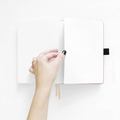 Storybook In Vintage Olive Dot Grid Notebook: Dot Grid / A5: 192 Pages