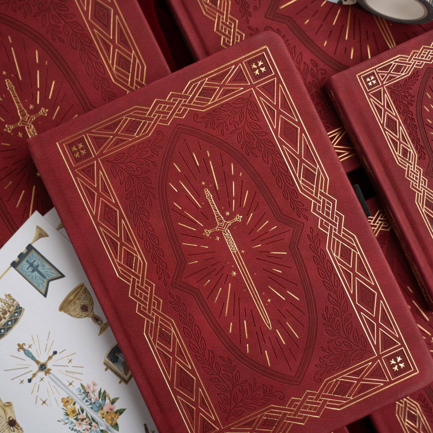 Knight's Sword Notebook: IN STOCK / Dot Grid / B5: 160 Pages
